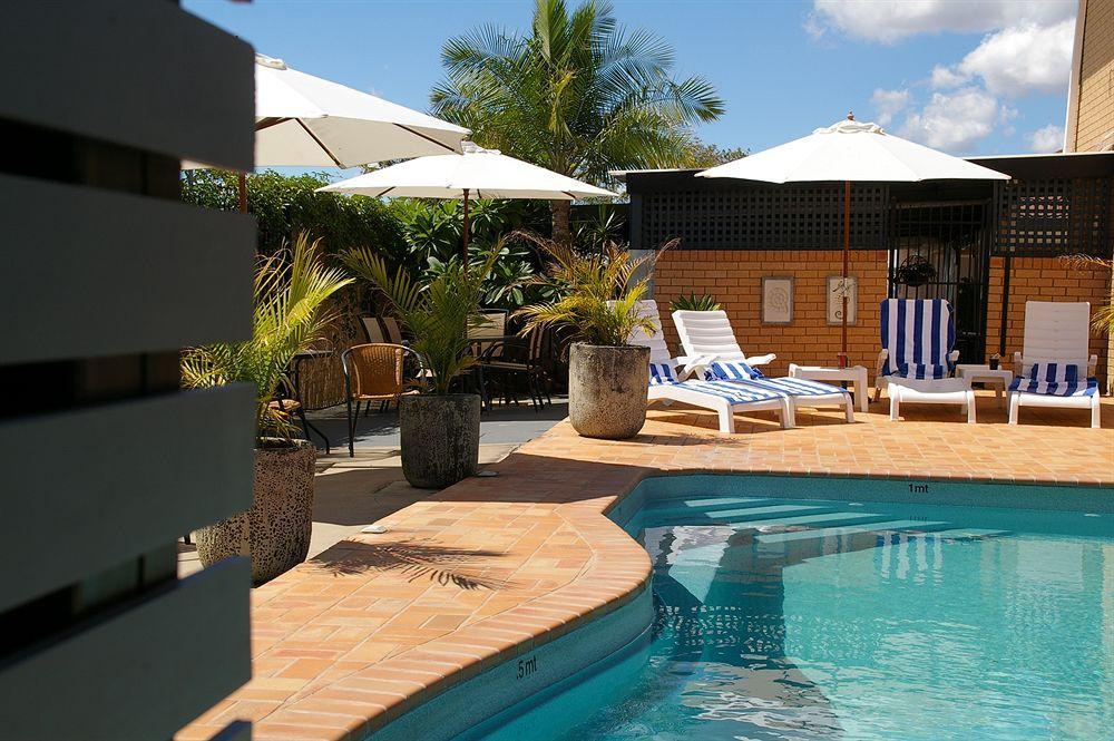 Golden Harvest Motor Inn Moree Exterior photo
